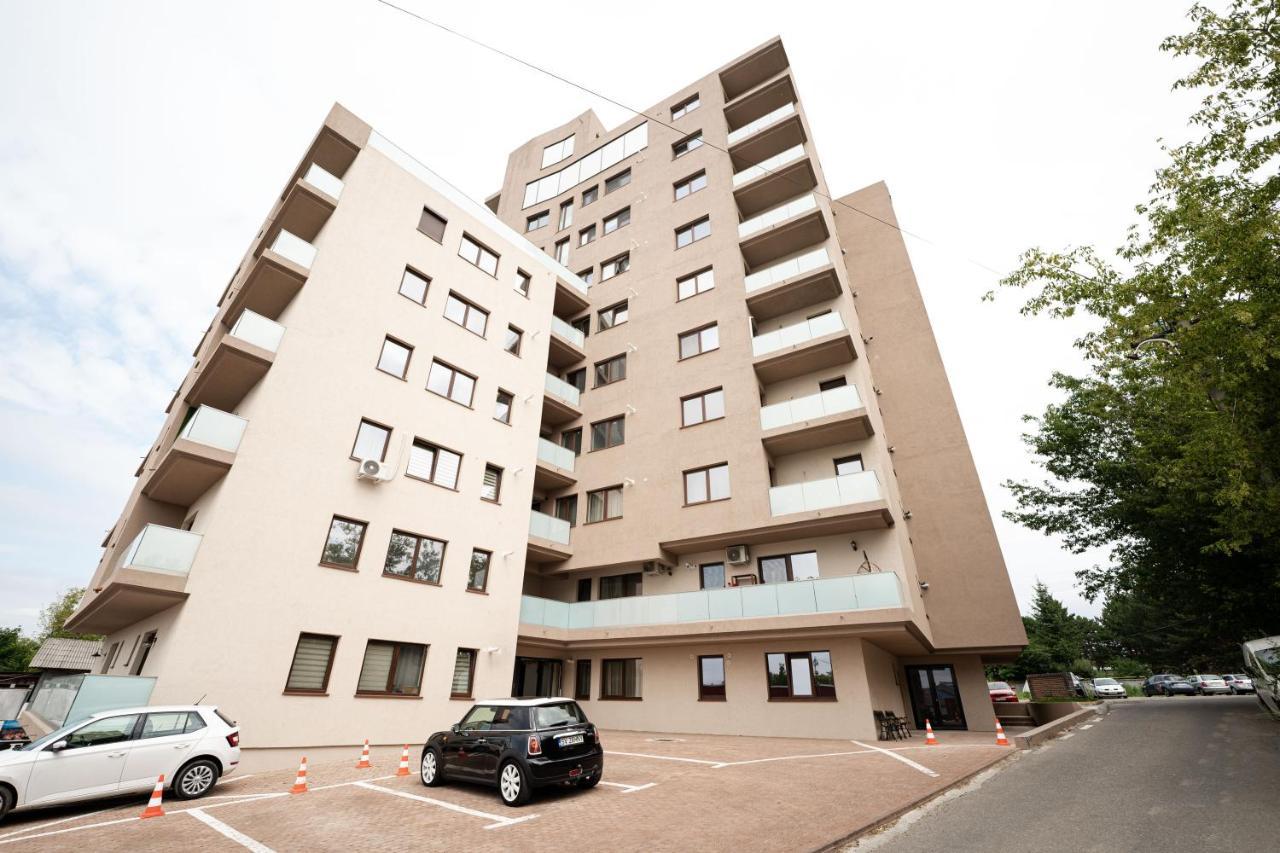 Altheda Living Zamca C4 Apartment Suceava Ngoại thất bức ảnh