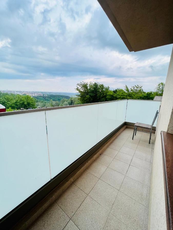 Altheda Living Zamca C4 Apartment Suceava Ngoại thất bức ảnh